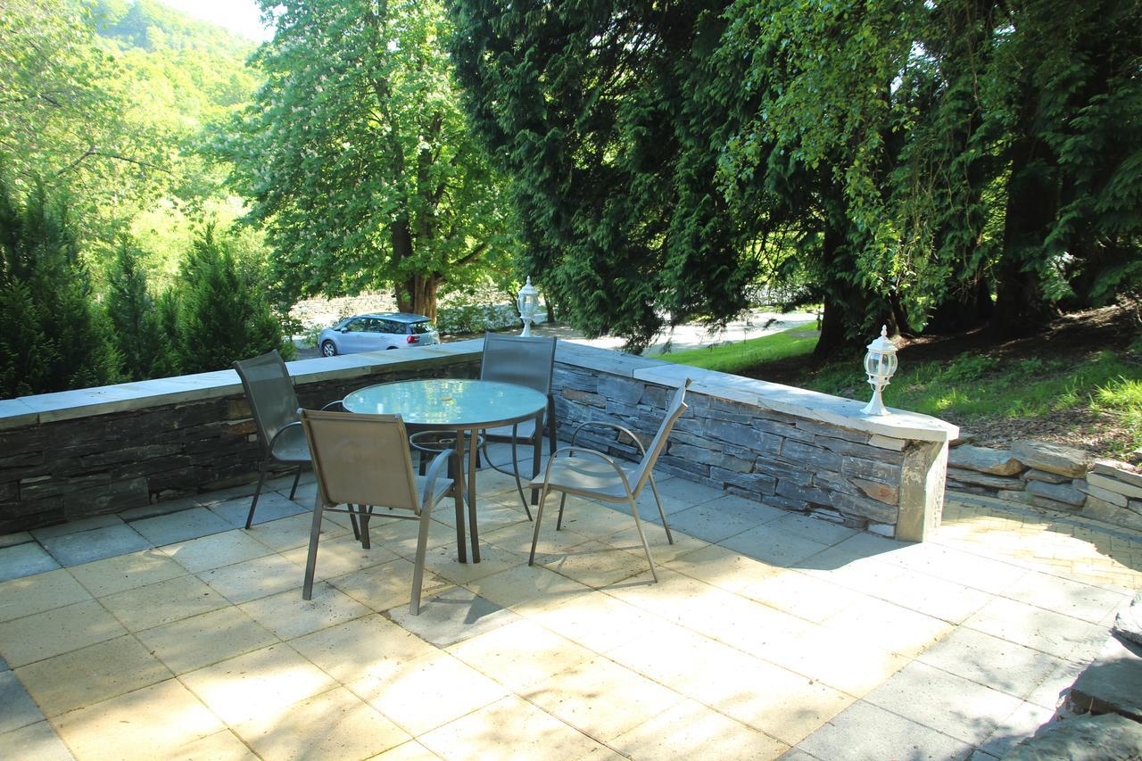 Chalet (5 Adults)